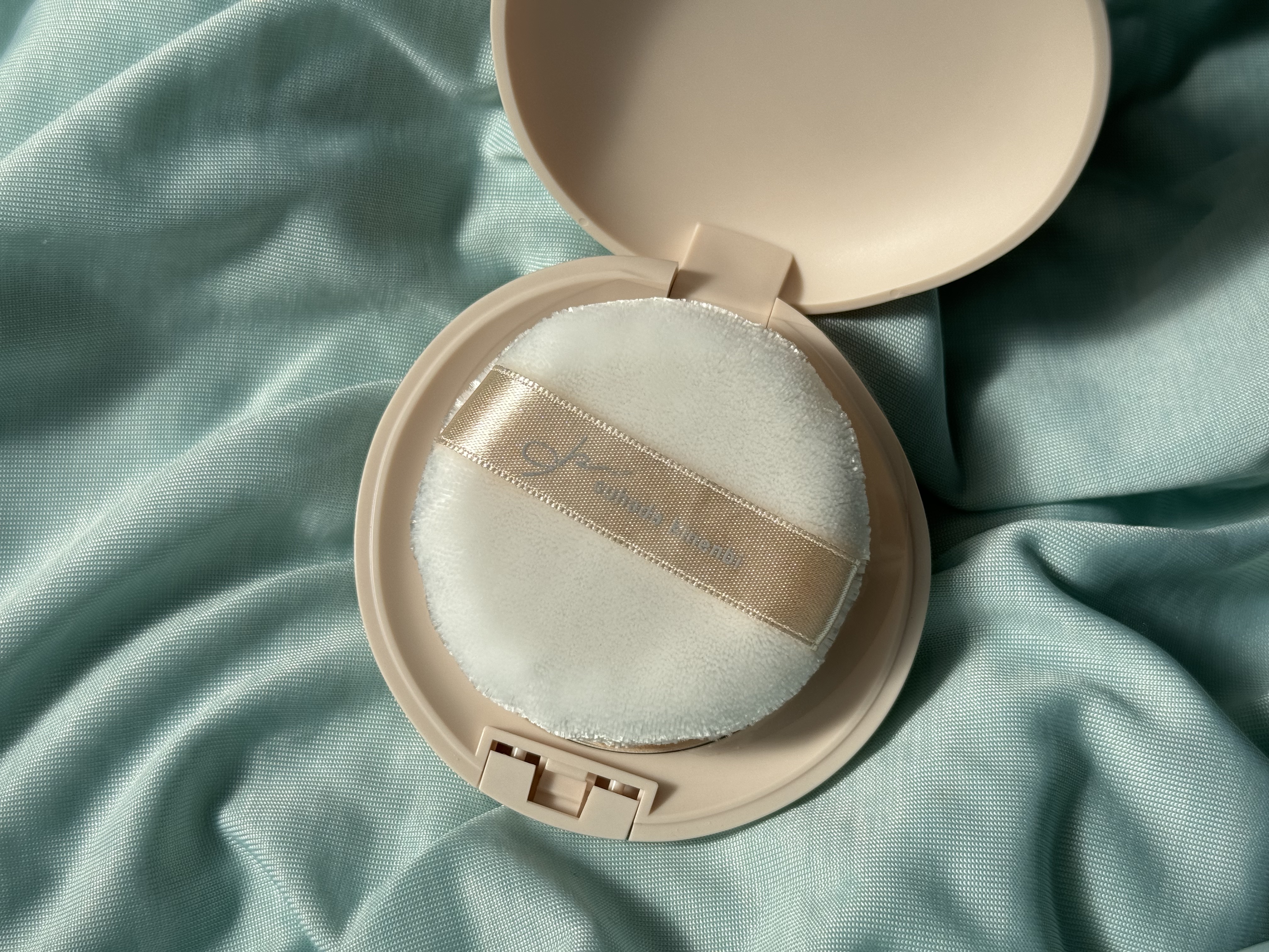 サナ　素肌記念日 スキンケアパウダー N 01 ヌードベージュ/素肌記念日/プレストパウダーを使ったクチコミ（2枚目）