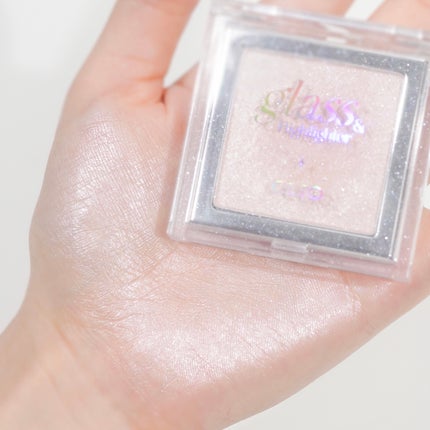 SUMOMO on LIPS 「CLIOの6月新作🐈🩵つやっつやの水光ハイライトが登場〜!🩷G..」(4枚目)