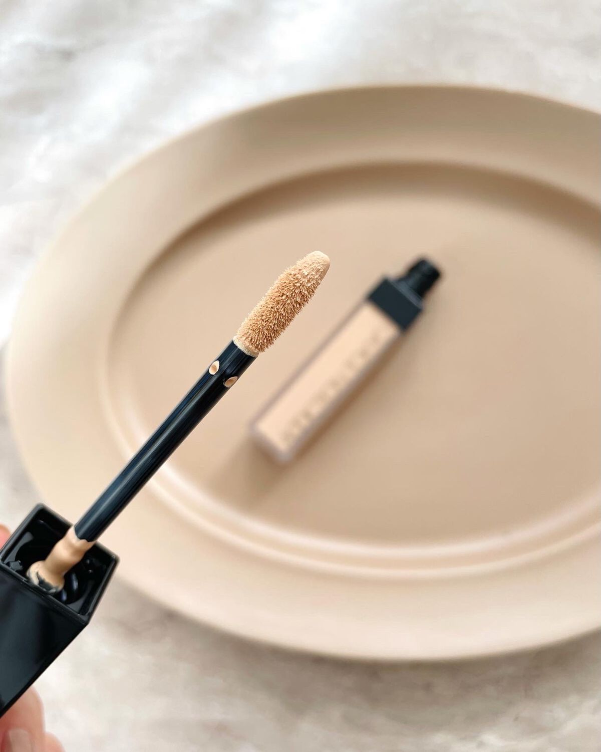 アディクション スキンリフレクト フィックス コンシーラー 004 Light Beige/ADDICTION/リキッドコンシーラーを使ったクチコミ（2枚目）