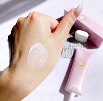 コラーゲンモイスチャーカラーコントロール/illuN/化粧下地を使ったクチコミ(4枚目)