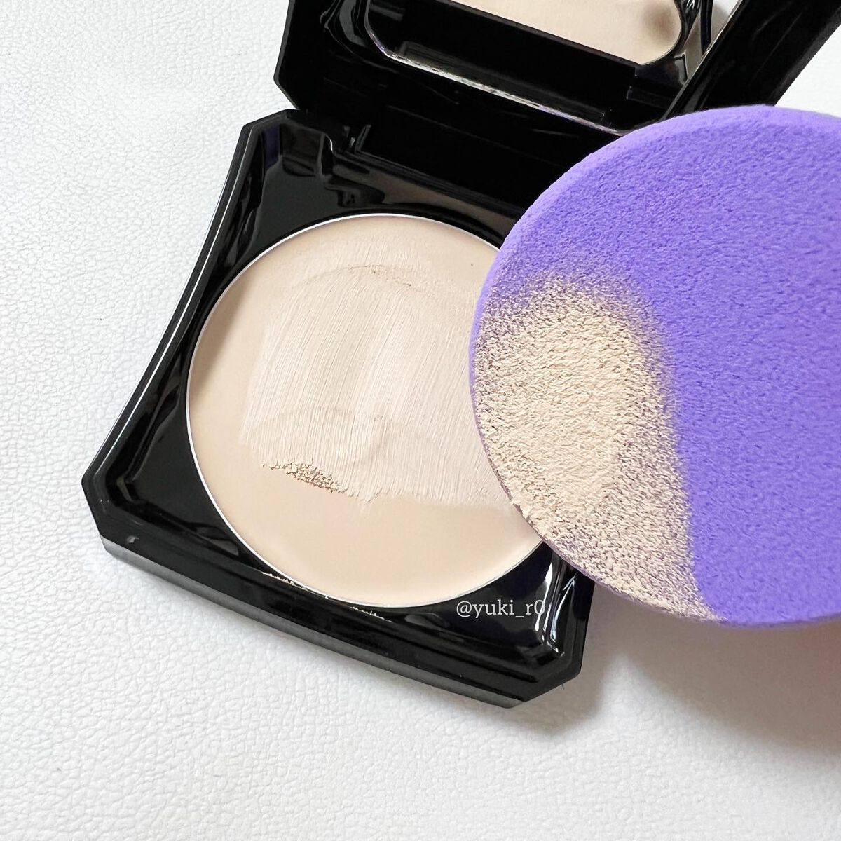 ANNA SUI アナ スイ コスメファンデーションメイクアップ 10 2点新品 目指したのは人間離れしたドールスキン！アナスイの新作ファンデ