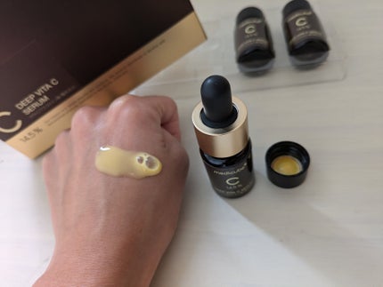 ディープビタCアンプル2.0/MEDICUBE/美容液を使ったクチコミ(4枚目)