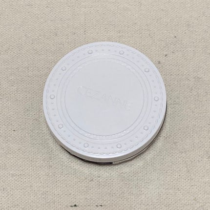 UVクリアフェイスパウダー/CEZANNE/プレストパウダーを使ったクチコミ(2枚目)