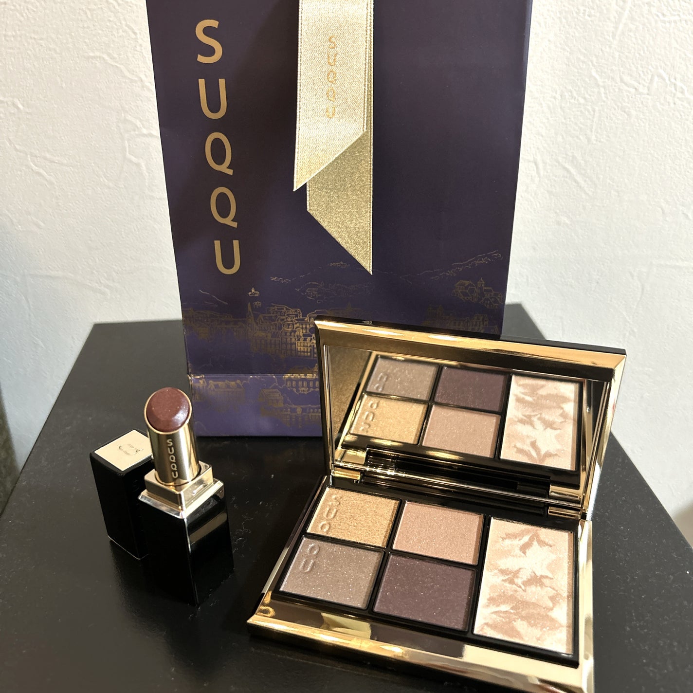 モイスチャー グレイズ リップスティック/SUQQU/口紅を使ったクチコミ(1枚目)