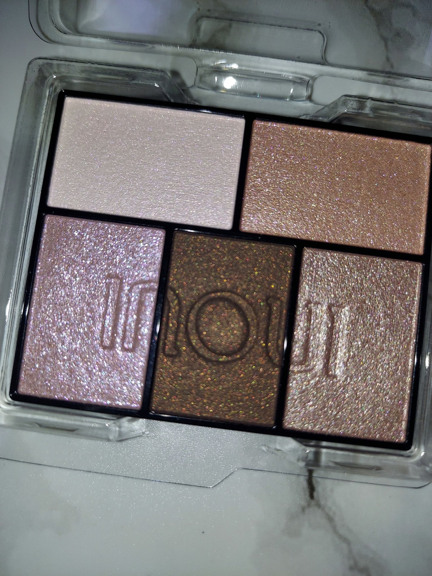 インウイ アイズ/INOUI/アイシャドウパレットを使ったクチコミ(8枚目)