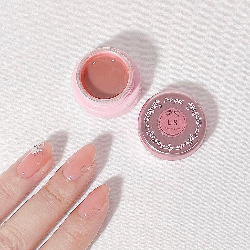 Hika on LIPS 「-̗̀ワンカラーで大人かわいい簡単ネイル̖́-«使用ジェル»ベ..」(3枚目)