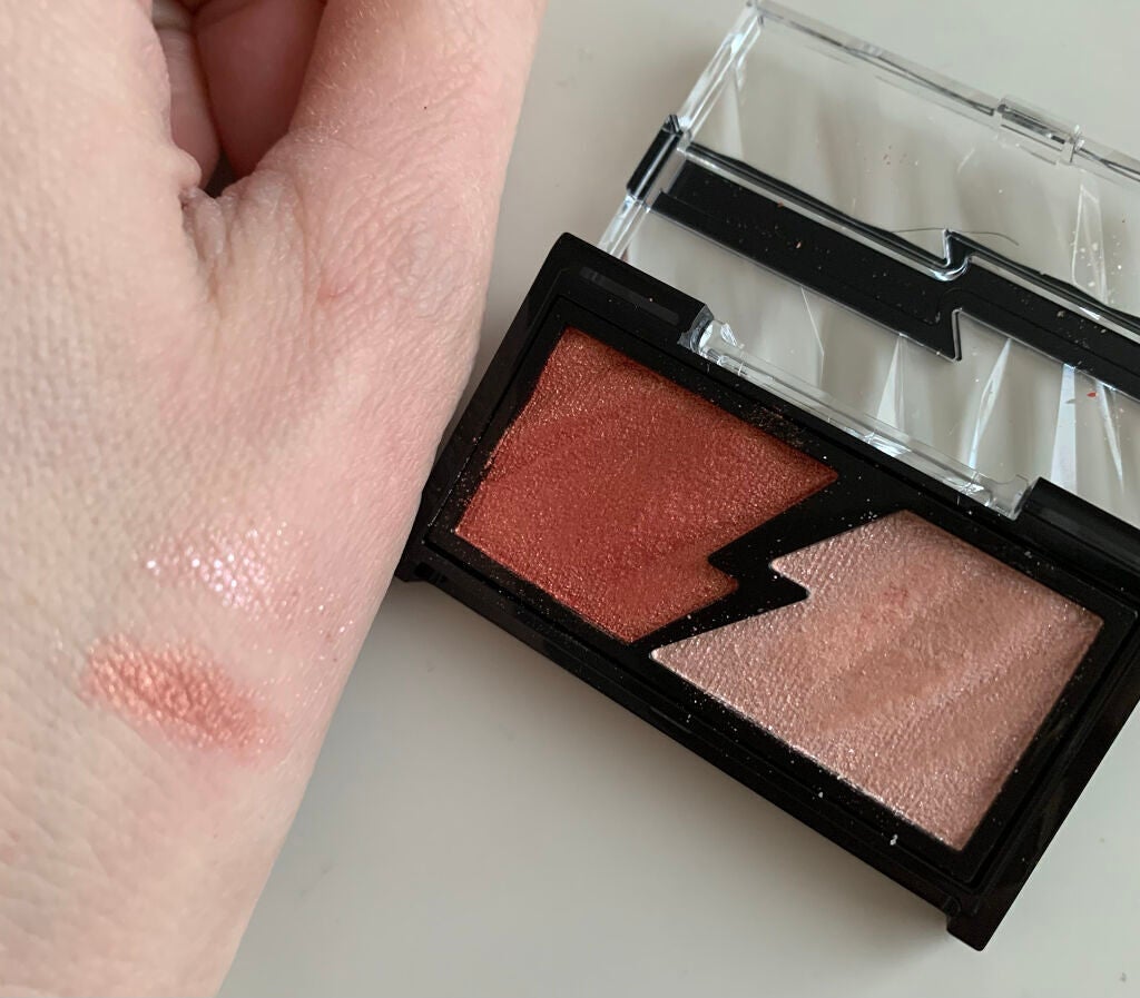 エレクトリックショックアイズ /KATE/アイシャドウパレットを使ったクチコミ(4枚目)