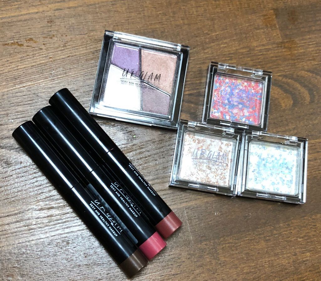 UR GLAM　VELVET EYE COLOR PALETTE/U R GLAM/アイシャドウパレットを使ったクチコミ（3枚目）