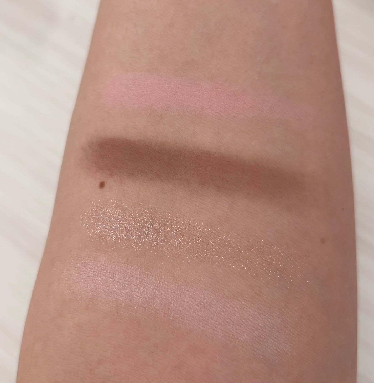 THE アイパレR/b idol/アイシャドウパレットを使ったクチコミ(3枚目)