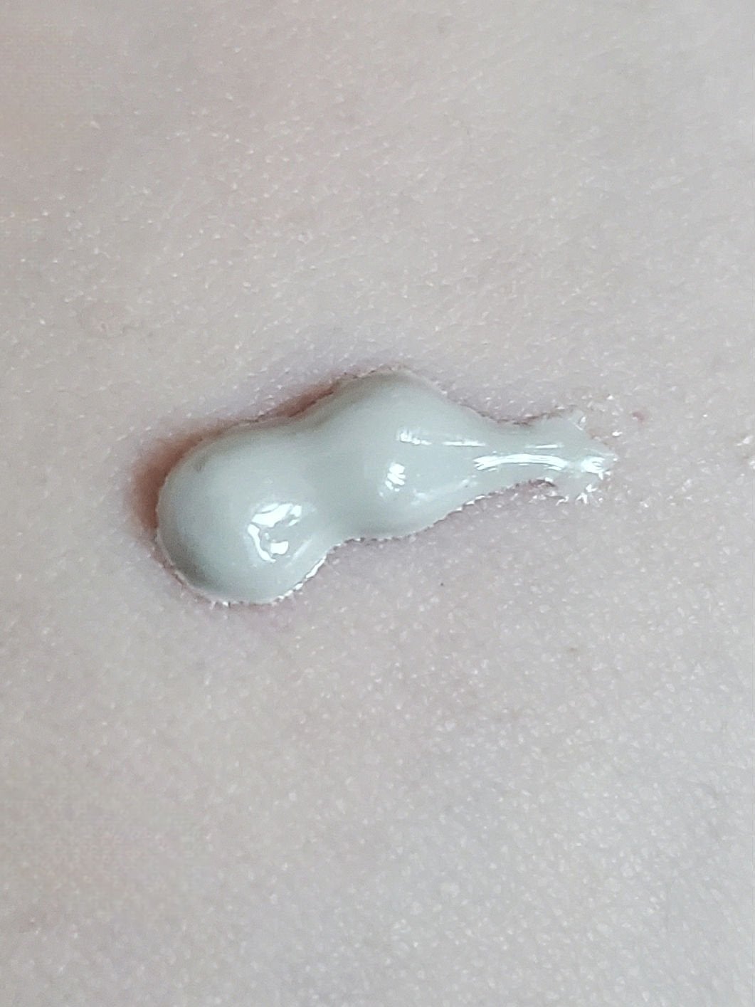 キープスキンベース(乾燥崩れ防止)/RACO /化粧下地を使ったクチコミ(2枚目)