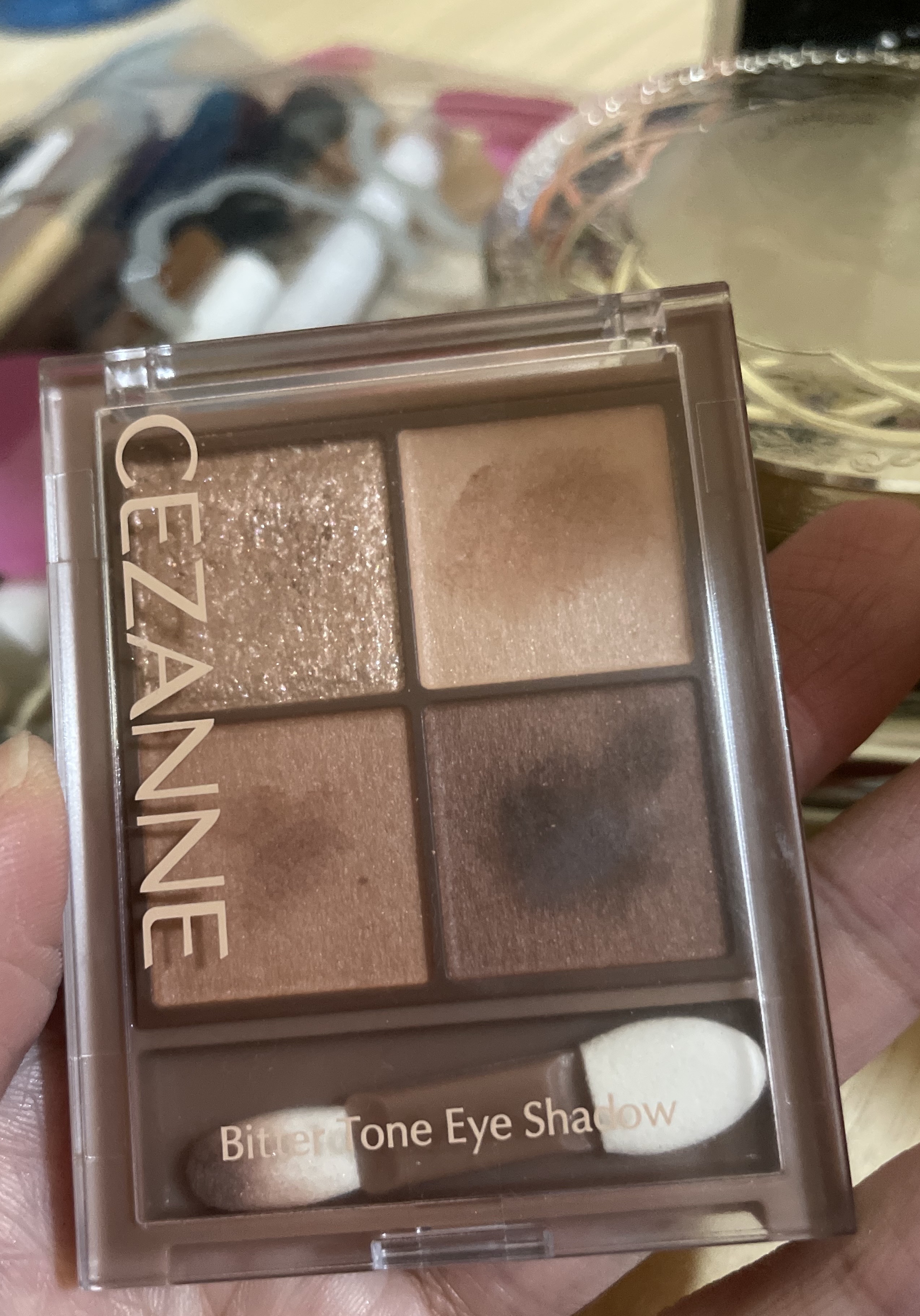 ビタートーンアイシャドウ/CEZANNE/パウダーアイシャドウを使ったクチコミ（1枚目）