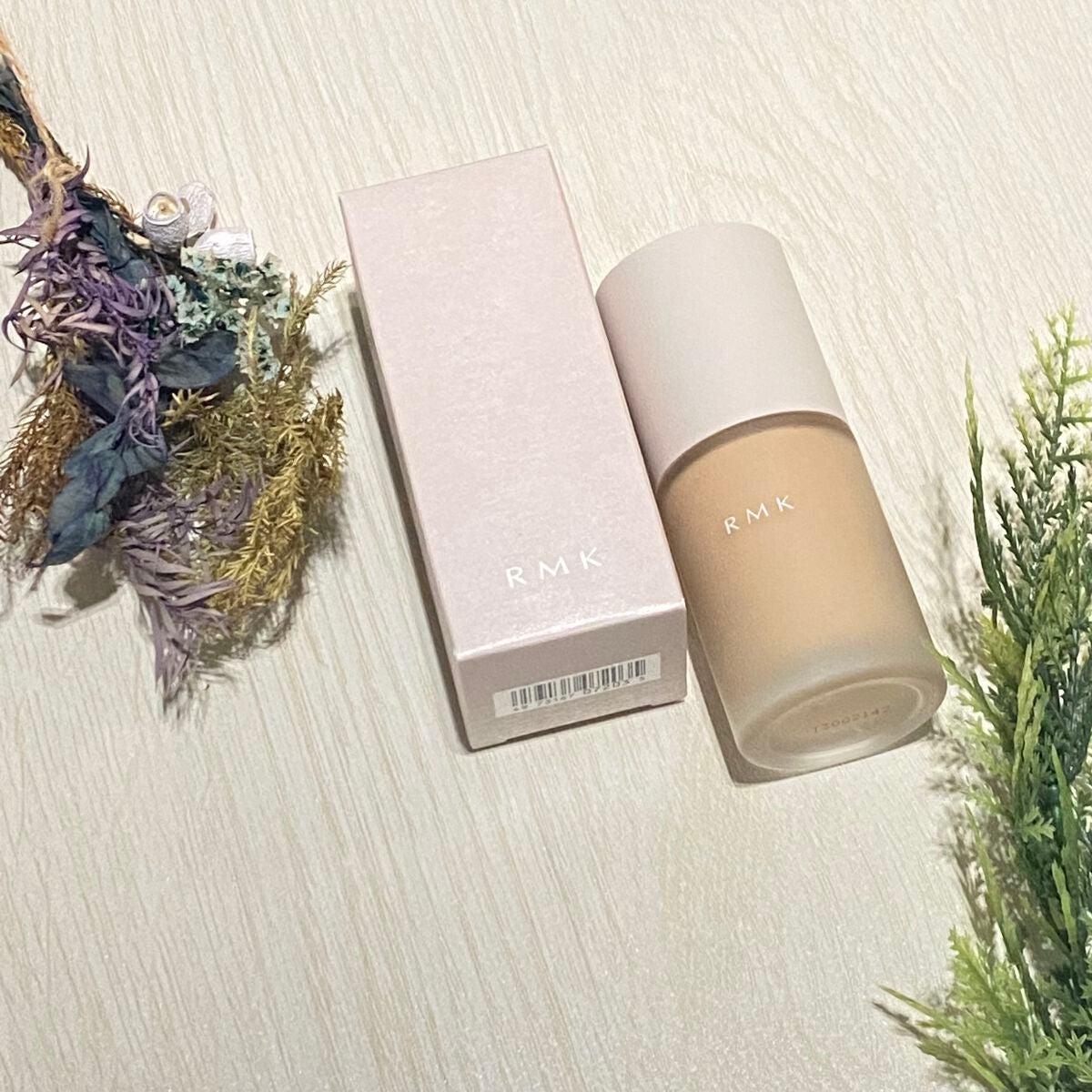 RMK リクイドファンデーション フローレスカバレッジ/RMK/リキッドファンデーションを使ったクチコミ(1枚目)