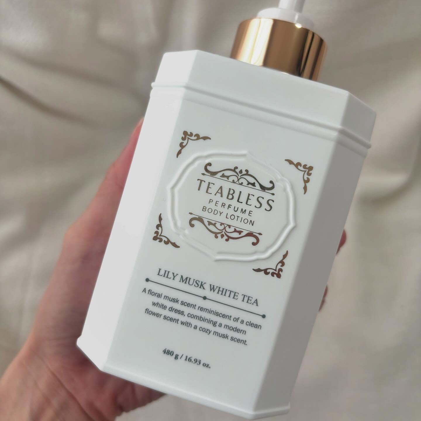パフュームボディローション リリィムスクホワイトティー/TEABLESS/ボディローションを使ったクチコミ（2枚目）