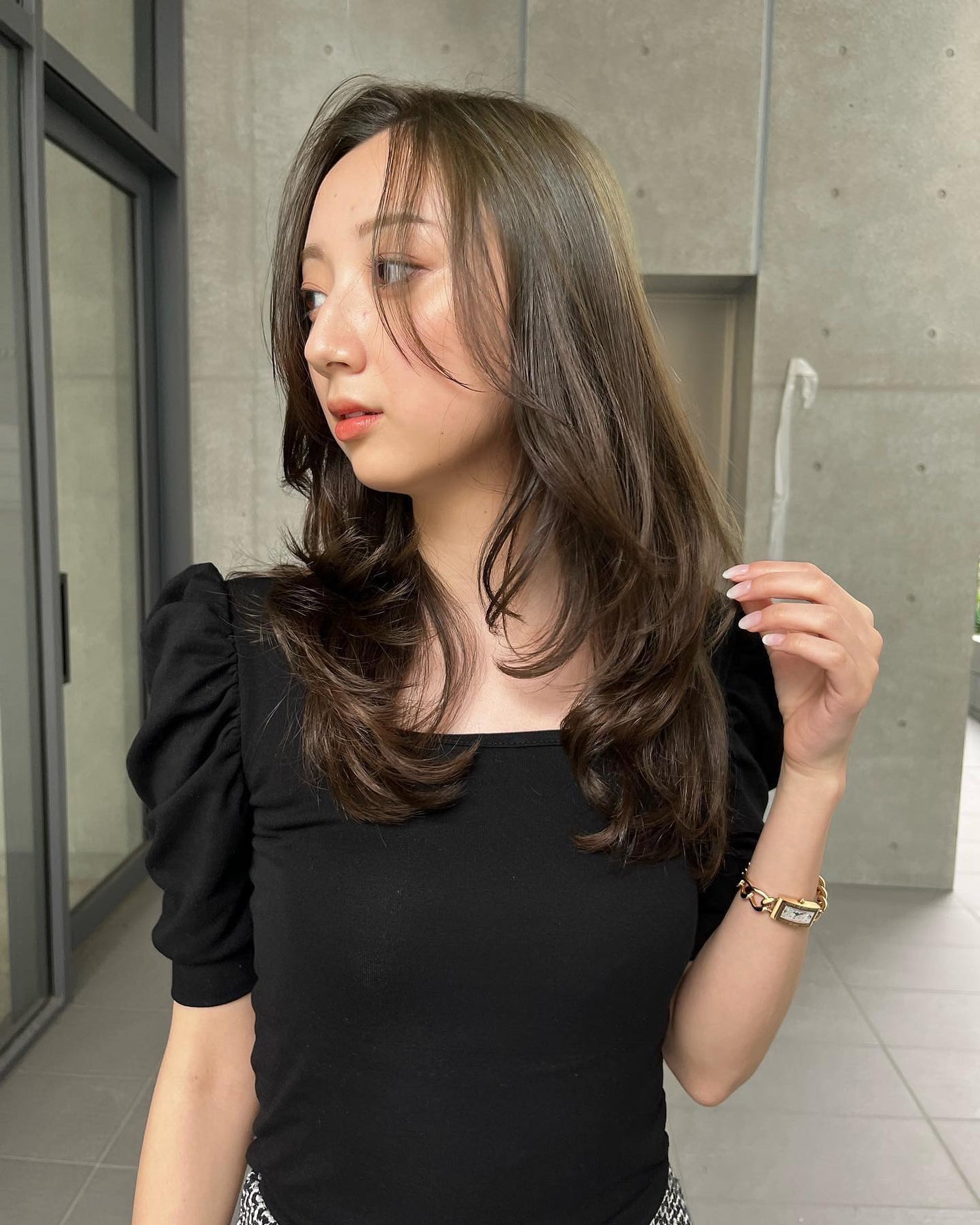 HARUNA on LIPS 「.風になびく素敵なレイヤーたっぷりカット✨✨✨✨..#レイヤー..」(2枚目)