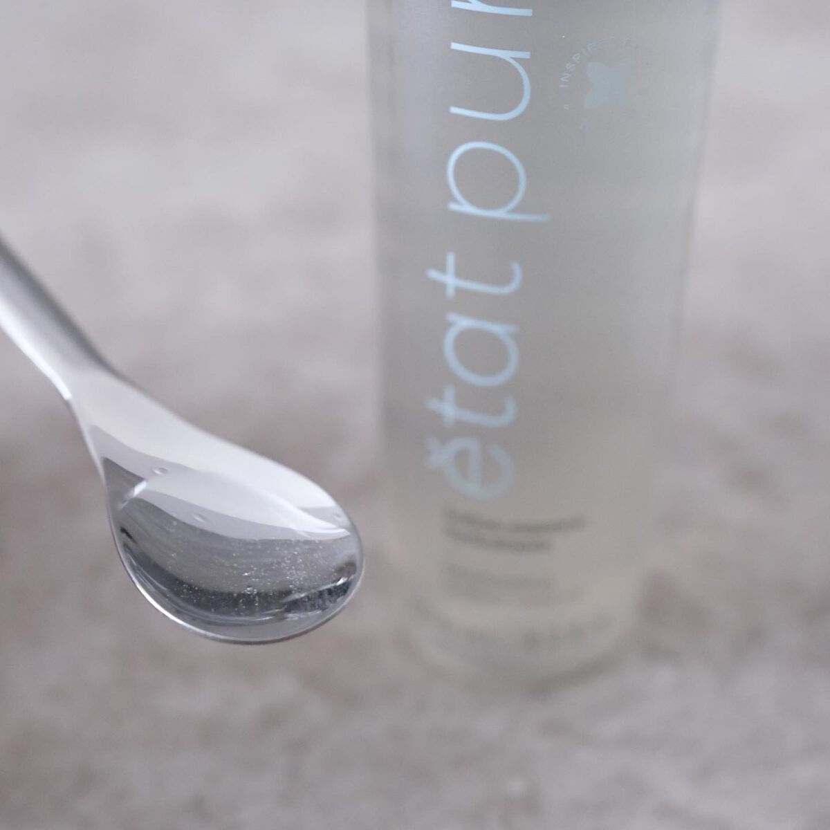 モイスチャライジング ウォータリーエッセンス/エタピュール/ブースター・導入液を使ったクチコミ(2枚目)