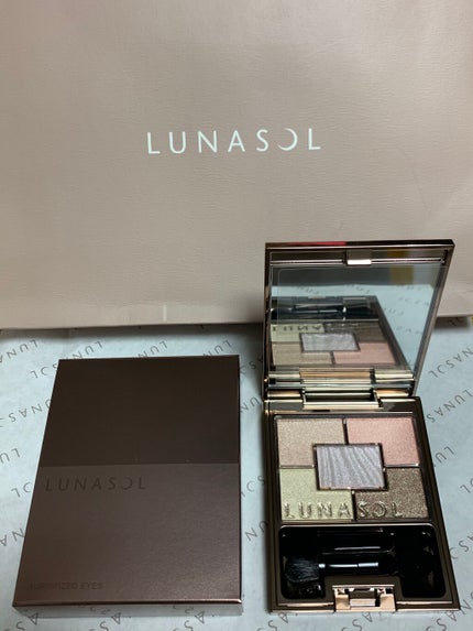 オーロライズアイズ/LUNASOL/アイシャドウパレットを使ったクチコミ(1枚目)