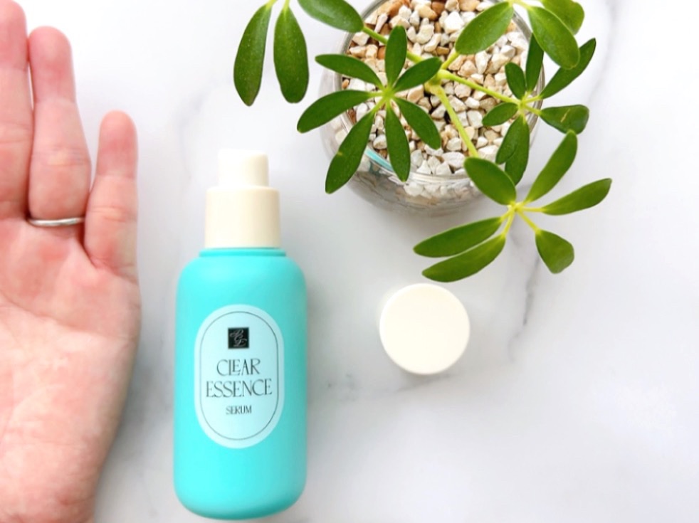 クリアエッセンス セラム/ピュレア/美容液を使ったクチコミ（3枚目）