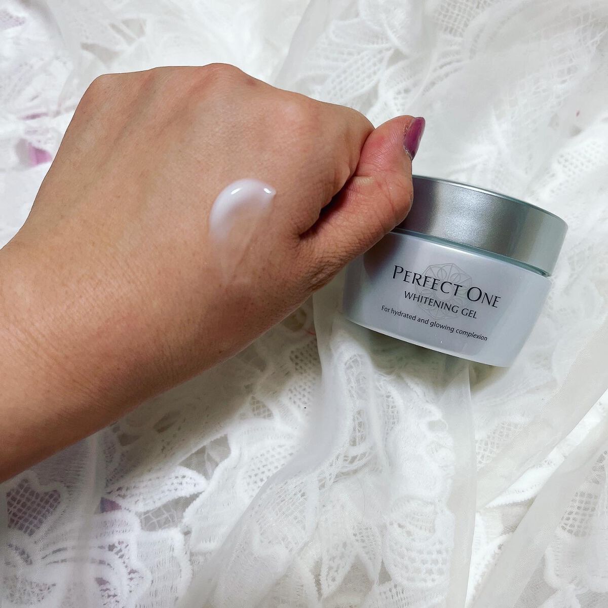パーフェクトワン 薬用ホワイトニングジェル/パーフェクトワン/オールインワン化粧品を使ったクチコミ(2枚目)
