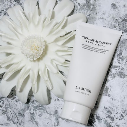 パフューム リカバリーボディクリーム/ラミューズ/ボディクリームを使ったクチコミ(1枚目)