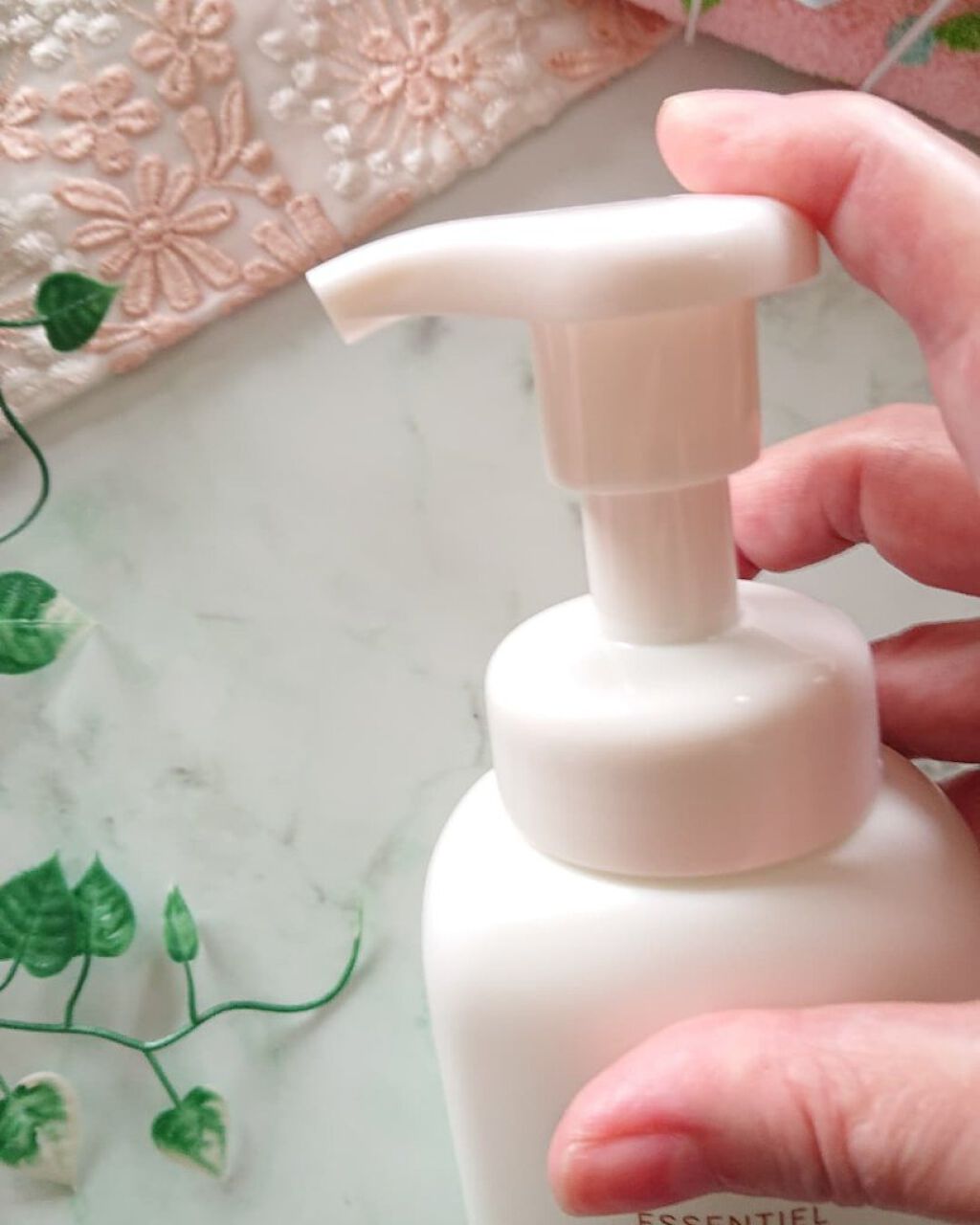 エッセンシャル ワンステップクレンズ/BENEFIQUE/泡洗顔を使ったクチコミ（2枚目）