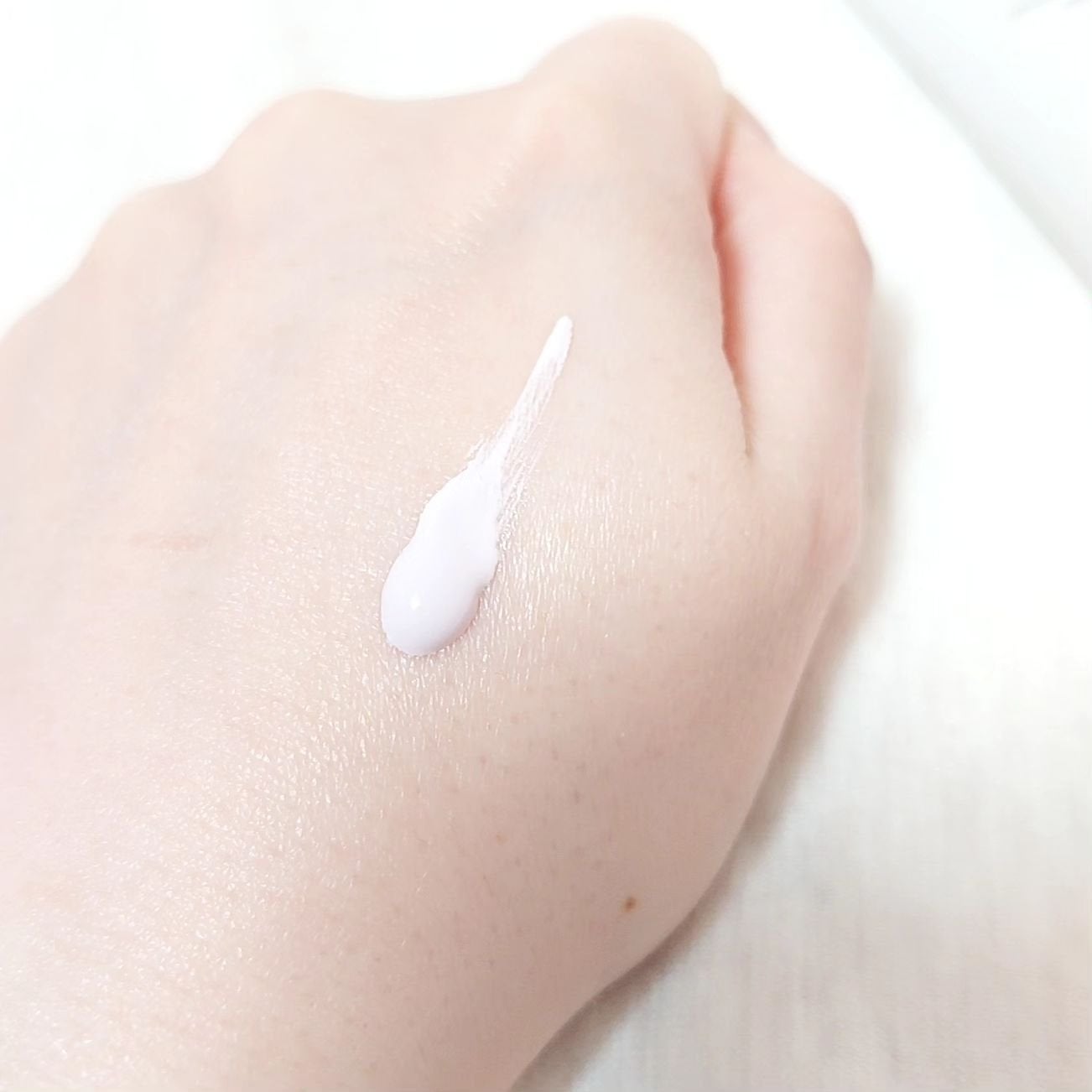 ダルバ ウォータフル トーンアップ サンクリーム(パープル)/ダルバ/日焼け止めクリームを使ったクチコミ(3枚目)