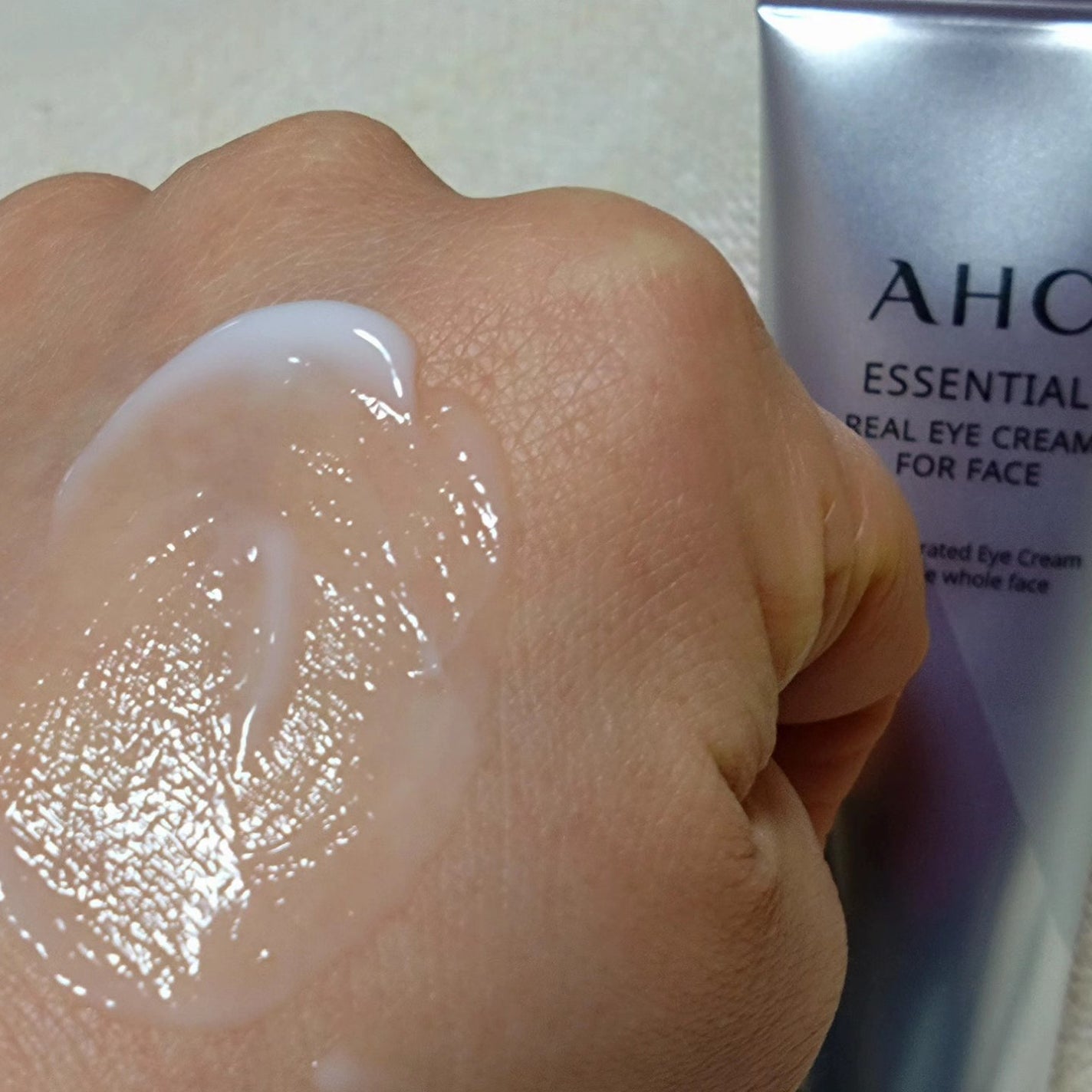 エッセンシャル リアル アイクリーム フォーフェイス/AHC/アイケア・アイクリームを使ったクチコミ(6枚目)