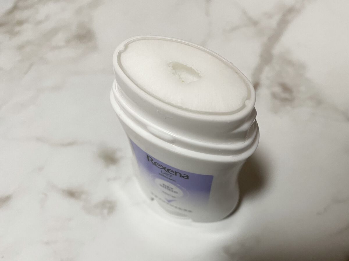 レセナ ドライシールド パウダースティック(スタイリッシュムスク)/レセナ/デオドラント・制汗剤を使ったクチコミ（2枚目）