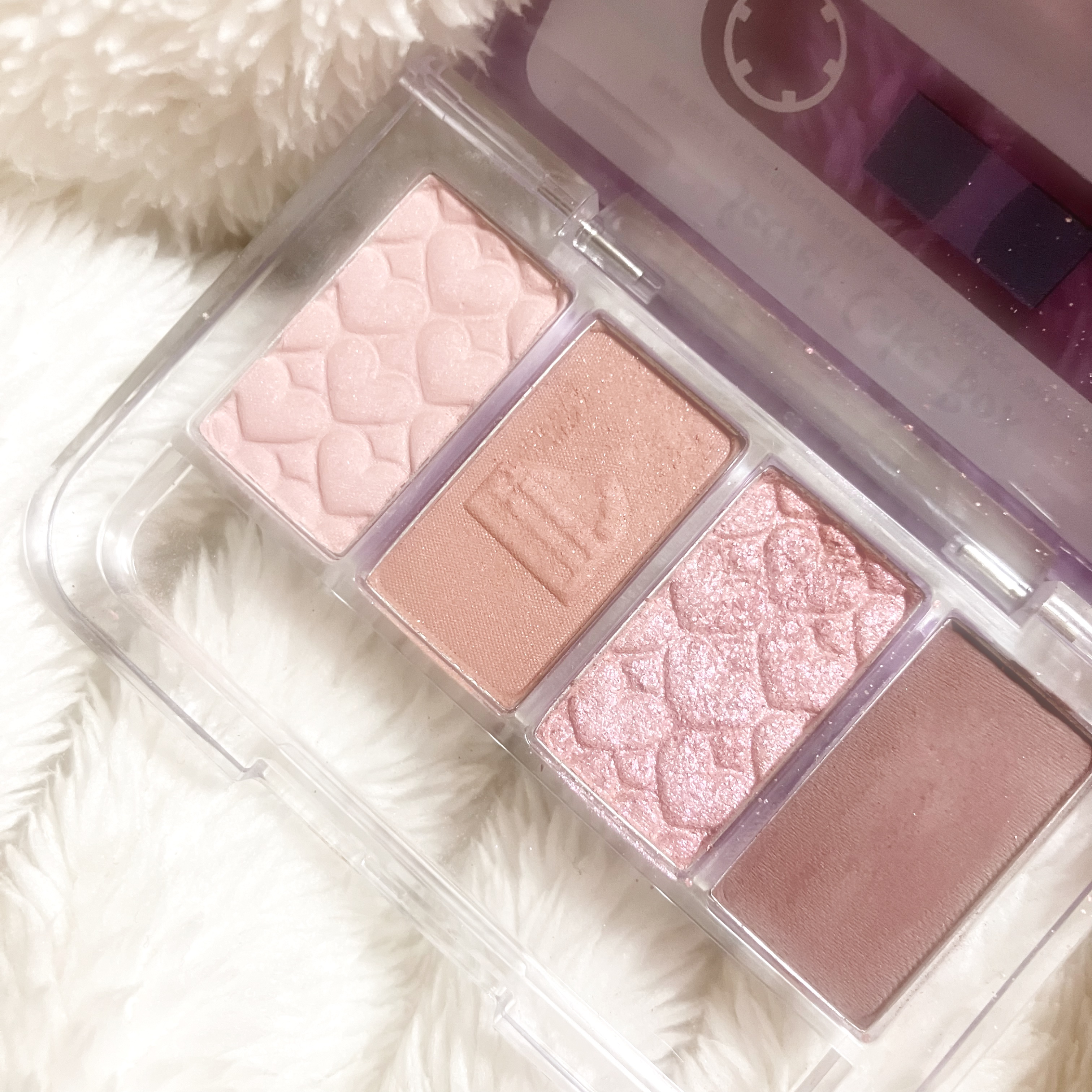 プレイカラーアイズミニ　リプレイコレクション シークレットケーキボックス/ETUDE/アイシャドウパレットを使ったクチコミ（1枚目）