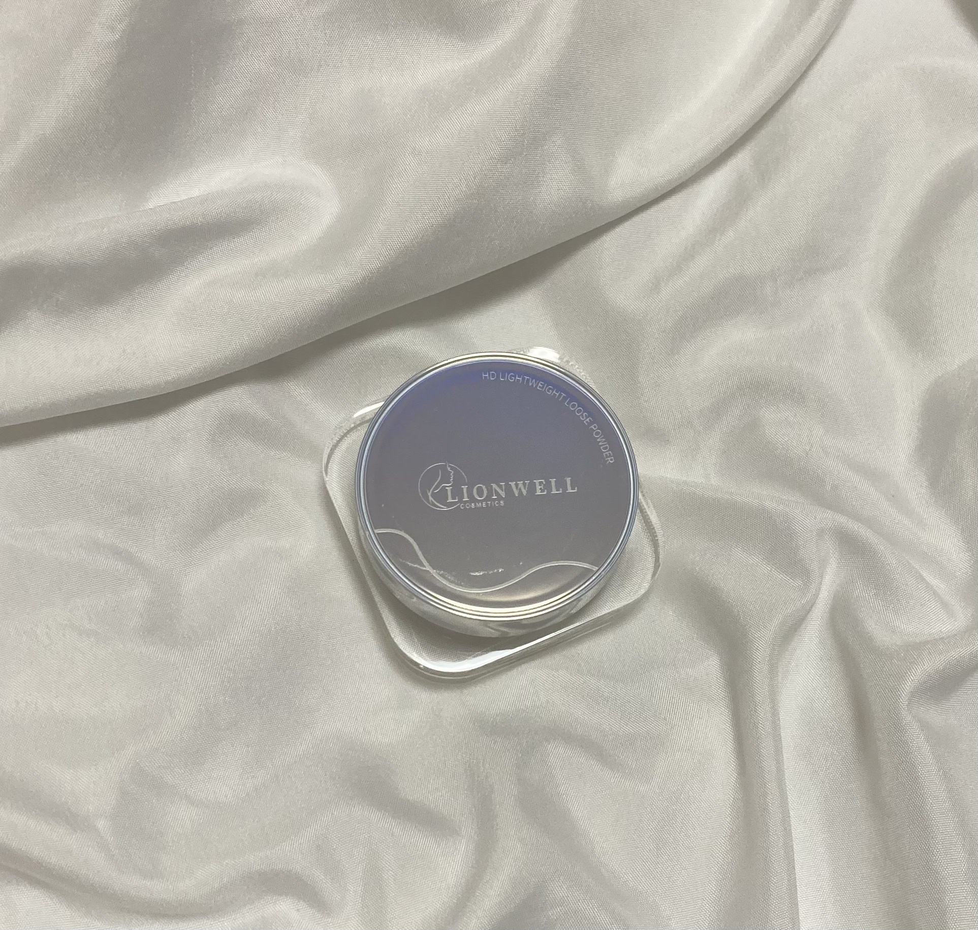 ライトウェイト ルースパウダー/LionWell（ライオンウェル）/ルースパウダーを使ったクチコミ（2枚目）