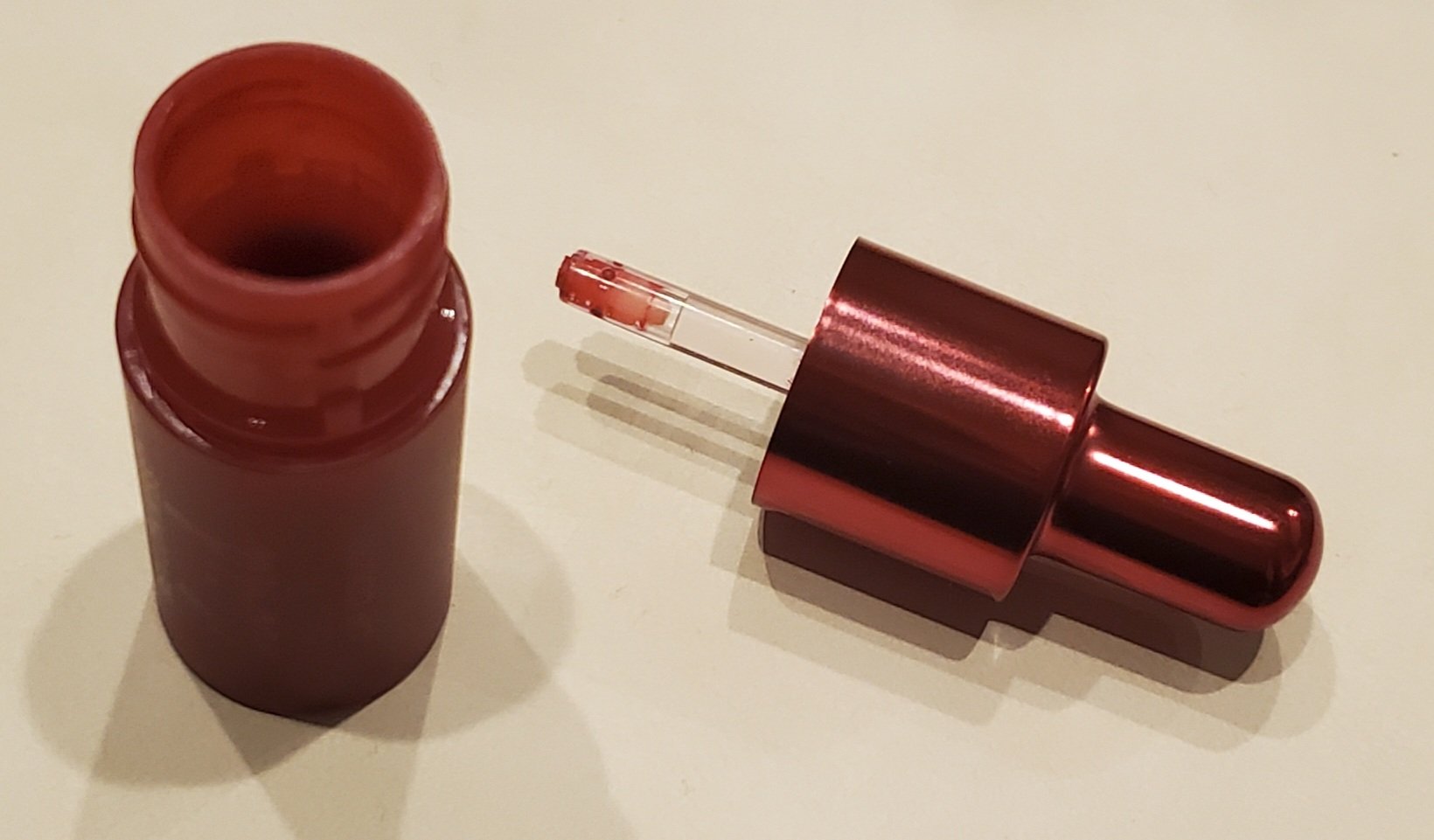 キス クラウド ブロッテッド リップ カラー 016 ベリー ソフト/REVLON/口紅を使ったクチコミ（1枚目）