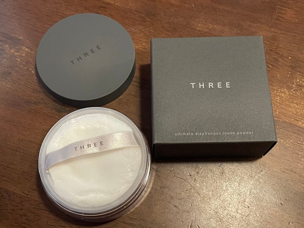アルティメイトダイアフェネス ルースパウダー/THREE/ルースパウダーを使ったクチコミ(2枚目)