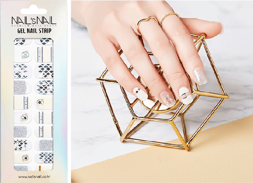 ネイルスネイル 106 ヌードホログラム