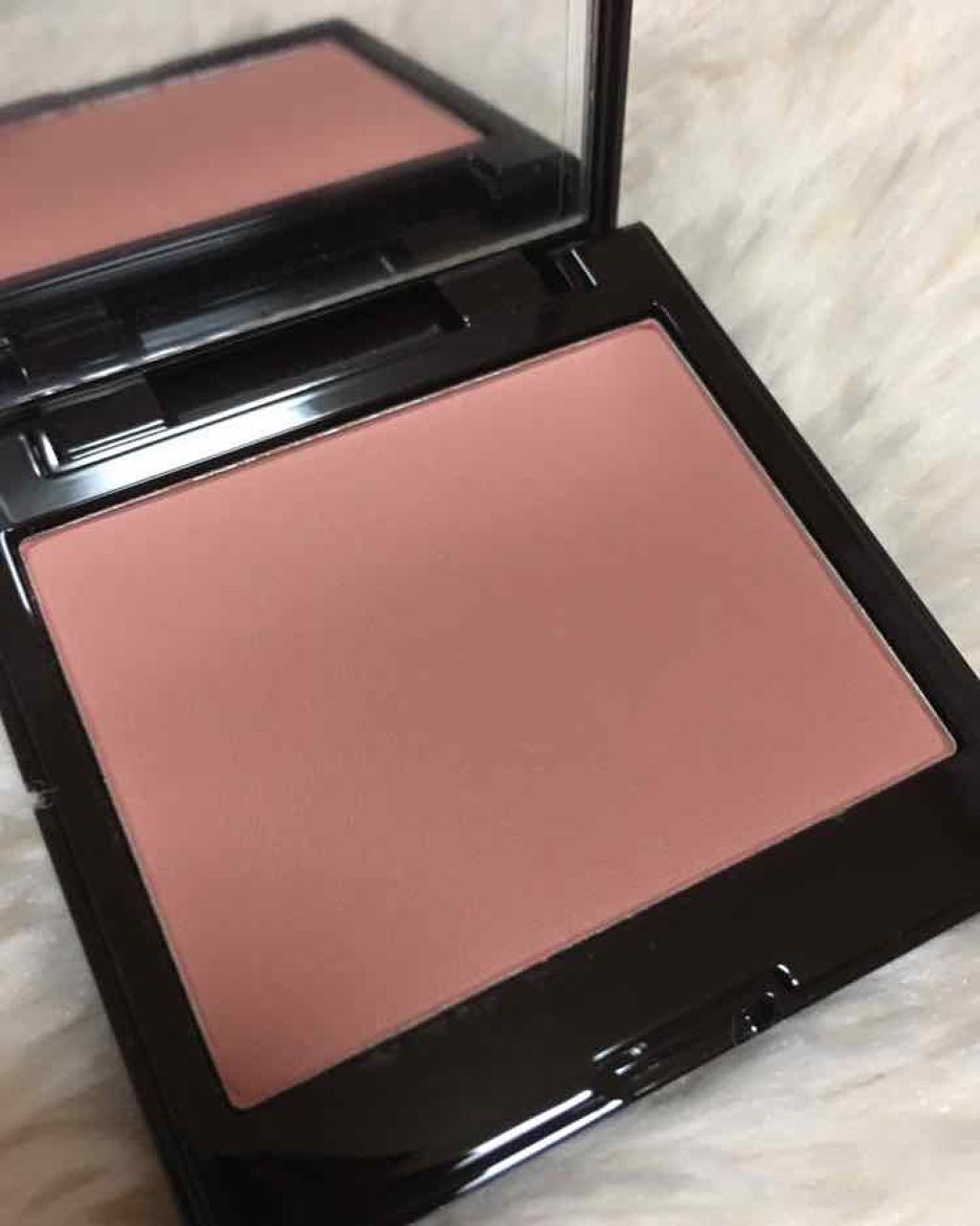 ブラッシュ カラー インフュージョン 06 チャイ/ローラ メルシエ/パウダーチークを使ったクチコミ（2枚目）