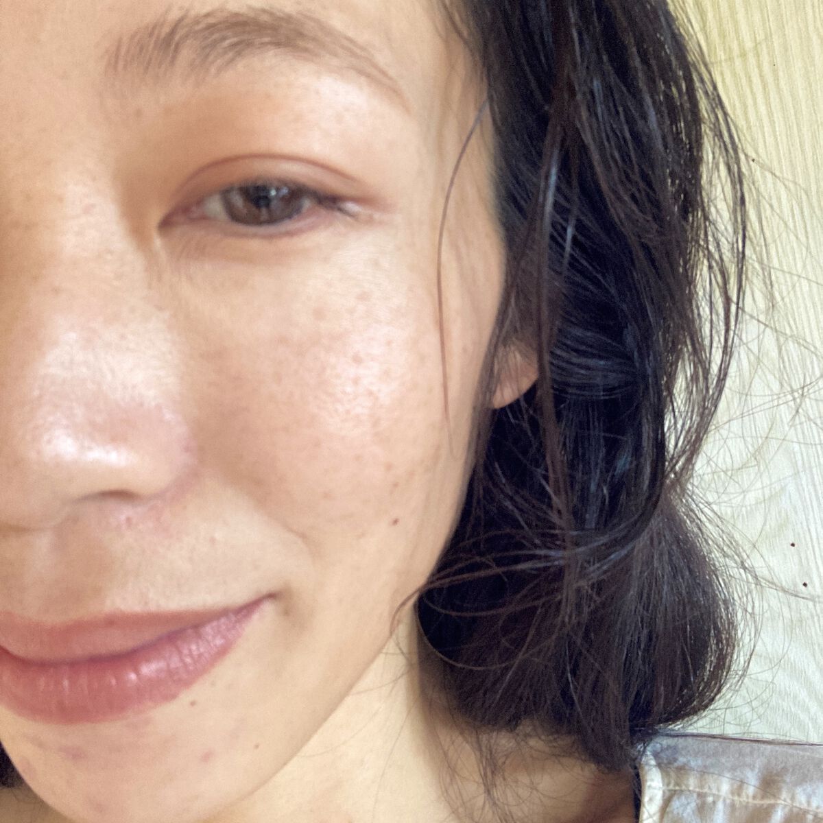 キャンドルグロウ パーフェクティングパウダー 2/ローラ メルシエ/プレストパウダーを使ったクチコミ（3枚目）