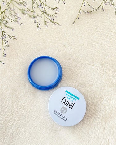 ☆
Cure'l
@curel_official_jp 
キュレル
リップケアバーム
ナイト用🌛
・
通常リップで、
物足りない方は
一回　コチラ試して
いただきたい❤️
・
しっかりリップ👄を
保湿✨
Night🌛用なので、
バームでドシっとしてる
質感ですが、
ベタつき感は
気にならない程度です🤗
バームなので‼️‼️🙆‍♀️
・
・
・
#リップクリーム  #リップ　#リップケア  #リップケアバーム  #ナイトリップ　#ナイトリップバーム　#コスメ部　#コスメレビュー　#コスメレポ　
#eri.ne.e 🎄☃️🤗☃️🎄 #MyBestCosme の画像 その1