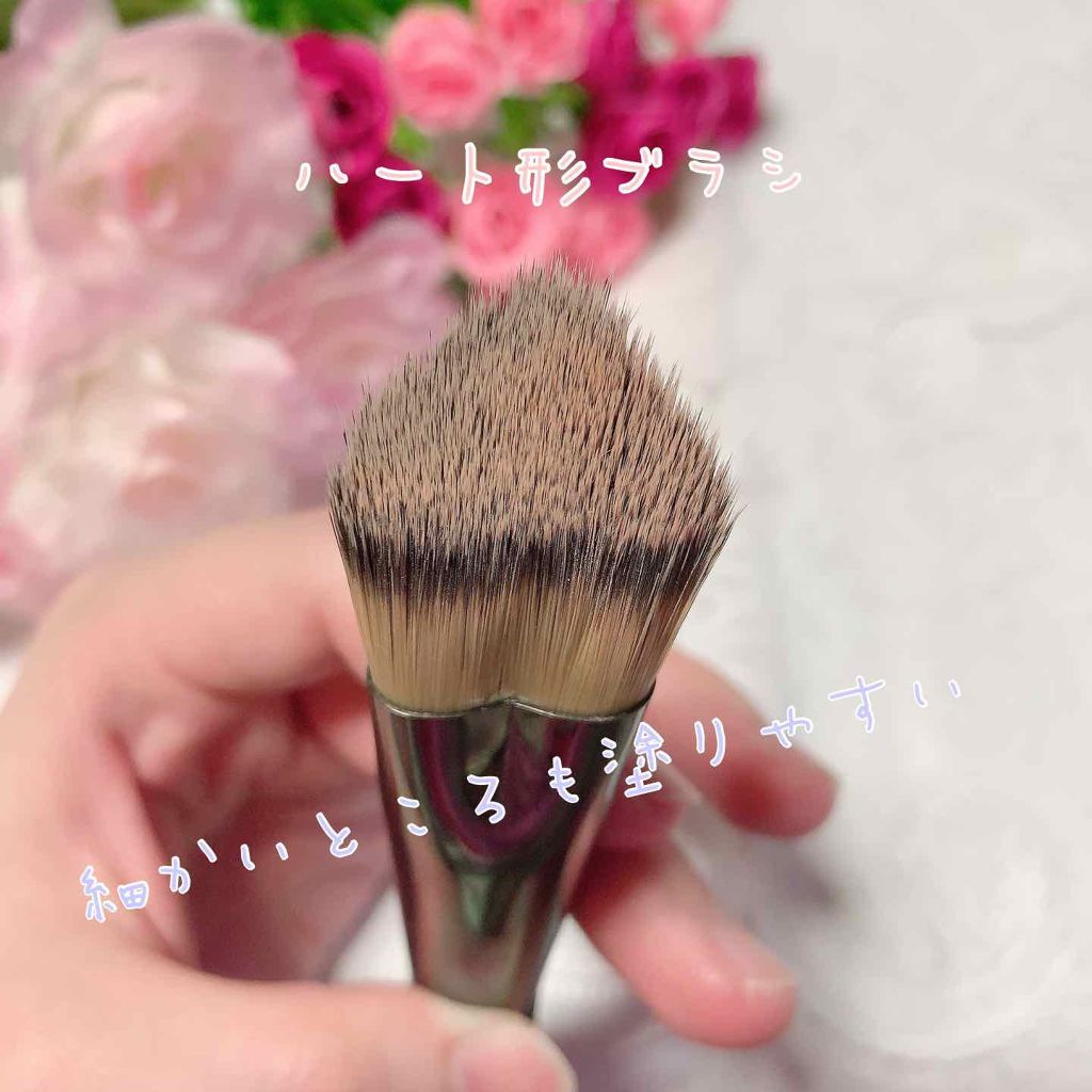 タン・クチュール・エバーウェア・ブラシ/GIVENCHY/メイクブラシを使ったクチコミ（2枚目）