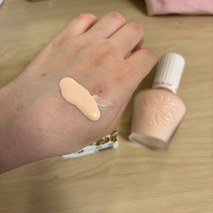 プロテクティング ファンデーション プライマー /PAUL & JOE BEAUTE/化粧下地を使ったクチコミ(4枚目)