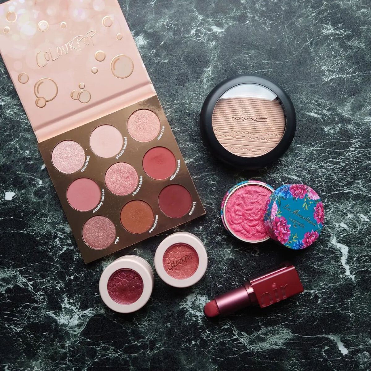 by the rose/ColourPop/アイシャドウパレットを使ったクチコミ（3枚目）