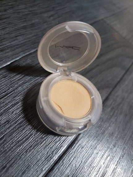 スモール アイシャドウ/M・A・C/単色アイシャドウを使ったクチコミ(1枚目)