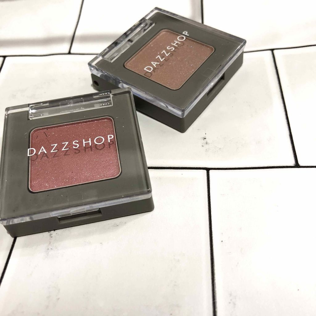 アリュールド シングル アイシャドウ/DAZZSHOP/単色アイシャドウを使ったクチコミ(2枚目)