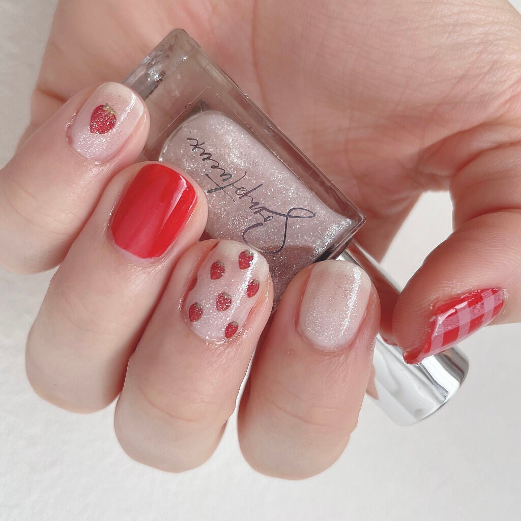 カラフルネイルズ/キャンメイク/マニキュアを使ったクチコミ(2枚目)