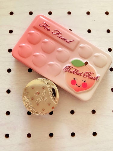 ティックルドピーチ ミニ アイシャドウ パレット/Too Faced/パウダーアイシャドウを使ったクチコミ（2枚目）