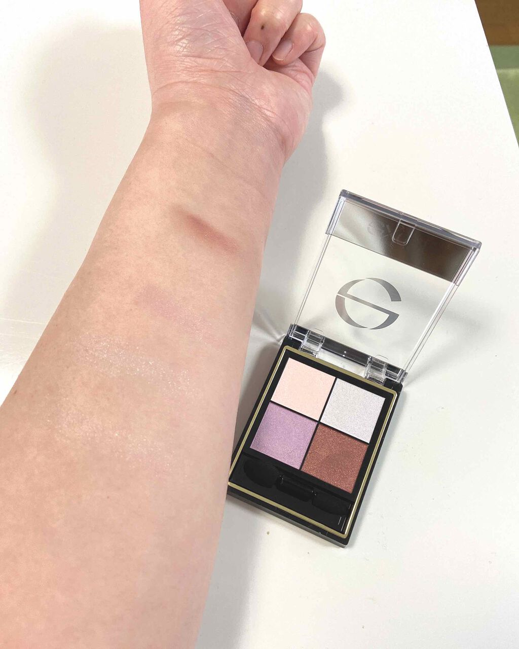 リアルクローズシャドウ/excel/アイシャドウパレットを使ったクチコミ(3枚目)