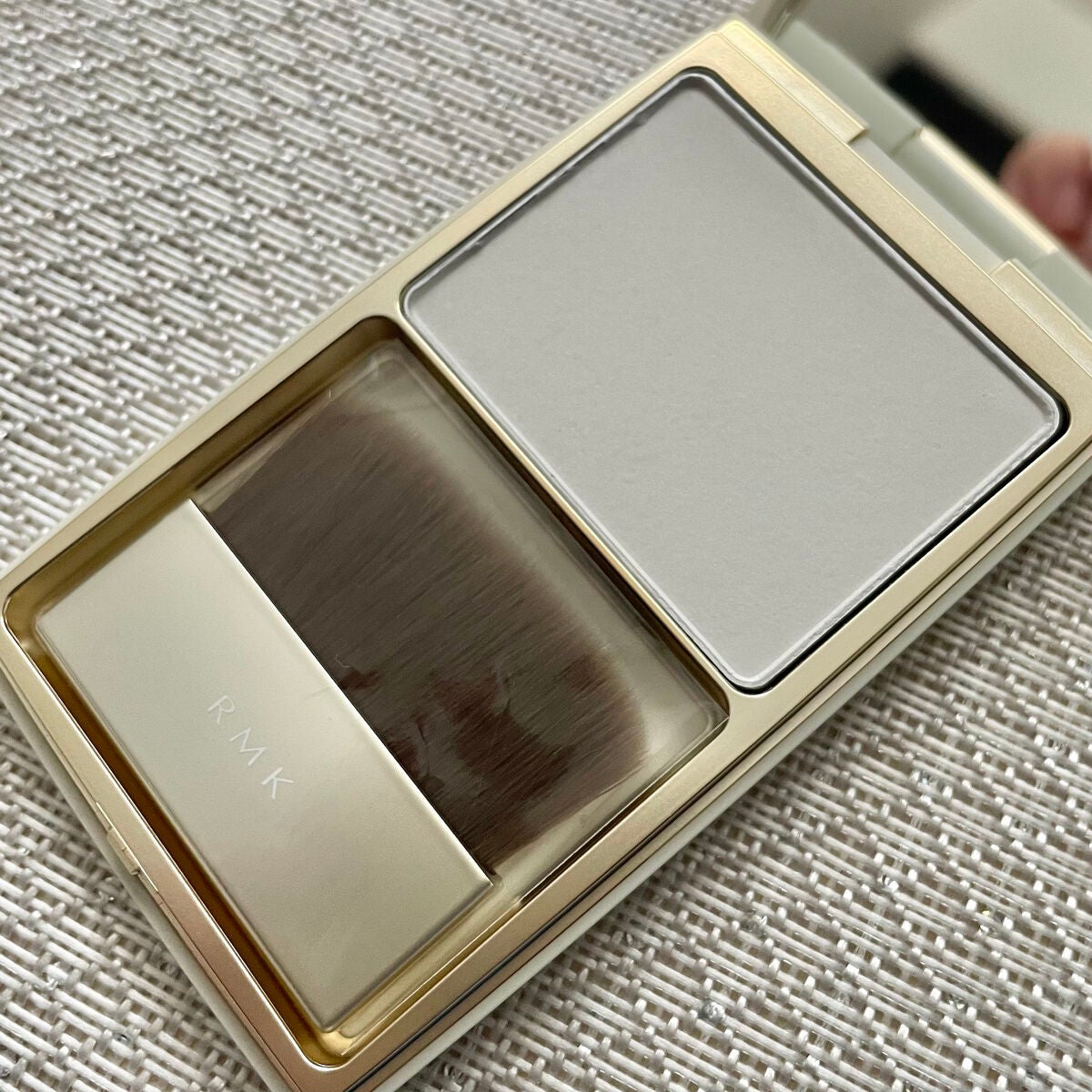 シルクフィット セッティングパウダー/RMK/プレストパウダーを使ったクチコミ(2枚目)