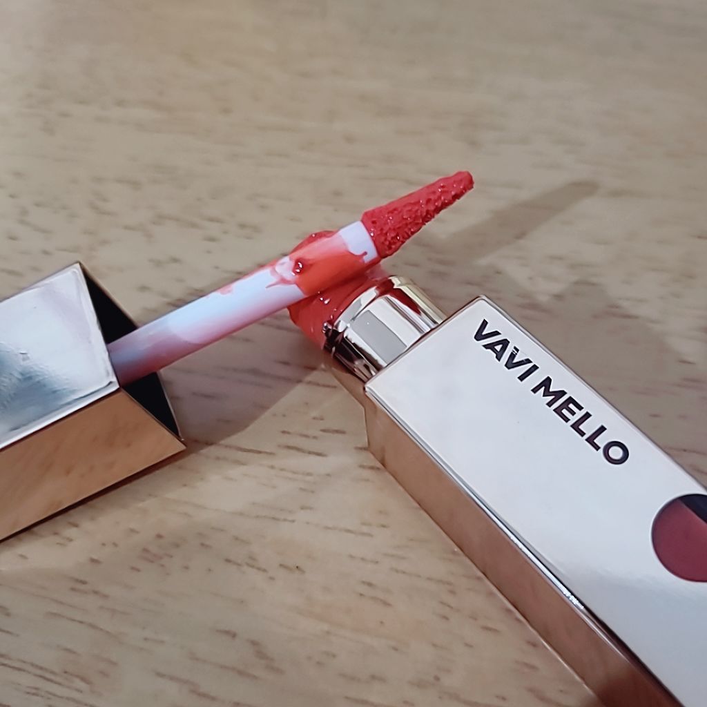 ハートウィンドウリップティントオイルタイプ/VAVI MELLO/リップグロスを使ったクチコミ(2枚目)
