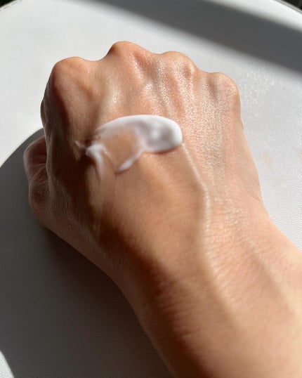 シャンティ on LIPS 「\ゆらぎ肌の根本的な原因、基礎から正す/\水分ホールディング/..」(5枚目)