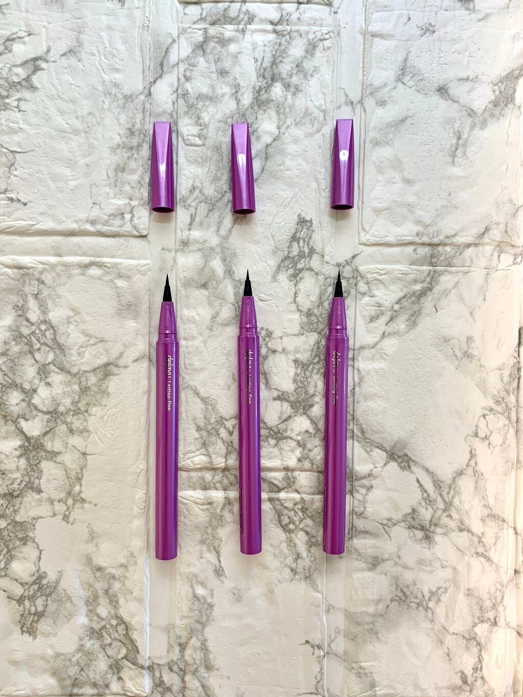 「密着アイライナー」しなやか筆リキッド/デジャヴュ/リキッドアイライナーを使ったクチコミ(4枚目)