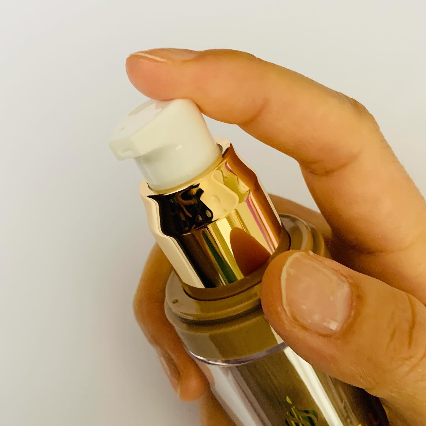 ミライナルプレミアムセラム60/Astyle/美容液を使ったクチコミ（3枚目）