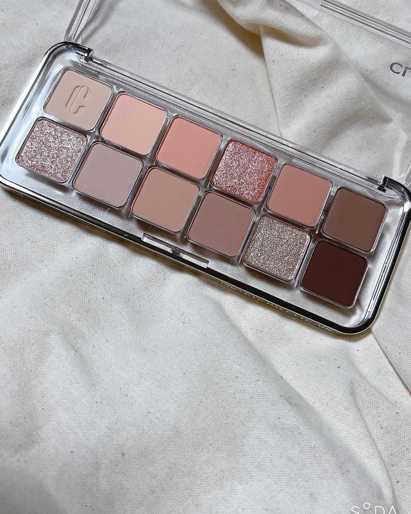 プロ アイ パレット エアー/CLIO/アイシャドウパレットを使ったクチコミ(2枚目)