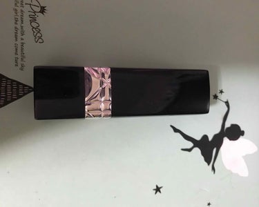 ROUGE DIOR 642

確か、これが一番最初に買ったディオール！！笑

わたし的にはすごくナチュラルなピンク色です。
なので、基本はナチュラルメイクの時にしかつけてないです。

結構長持ちすると